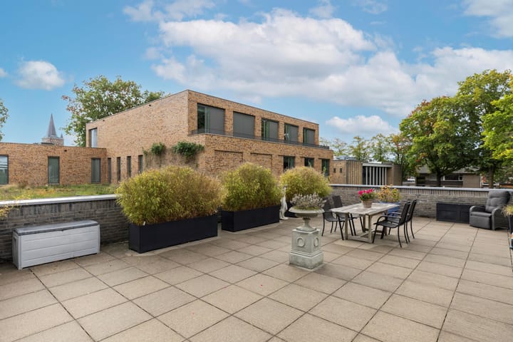 Foto 44 van 17 Septemberplein 23