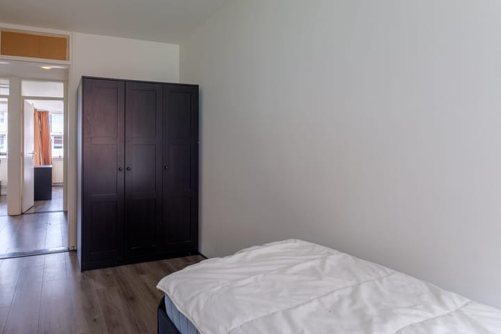 Photo 18 of Marktplein 76