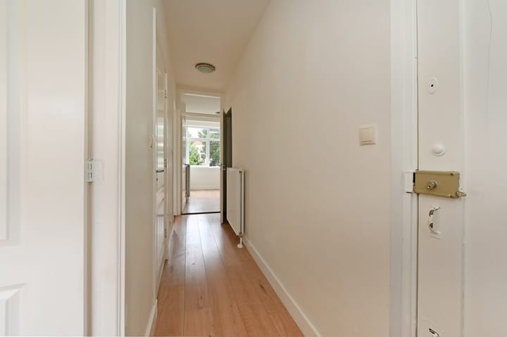 Foto 10 van Barneveldstraat 35