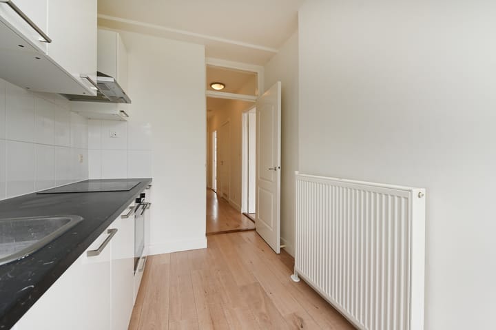 Foto 12 van Barneveldstraat 35