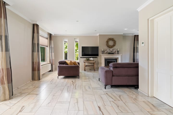 Foto 11 van Strijmondlaan 8