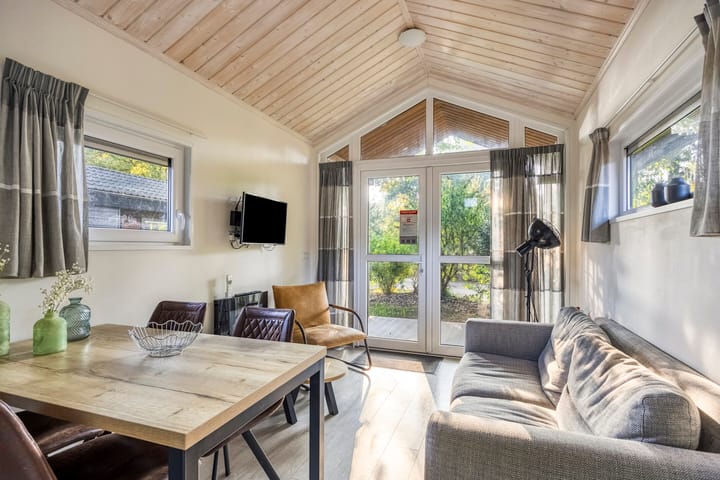 Foto 5 van Arnhemseweg 100-R812