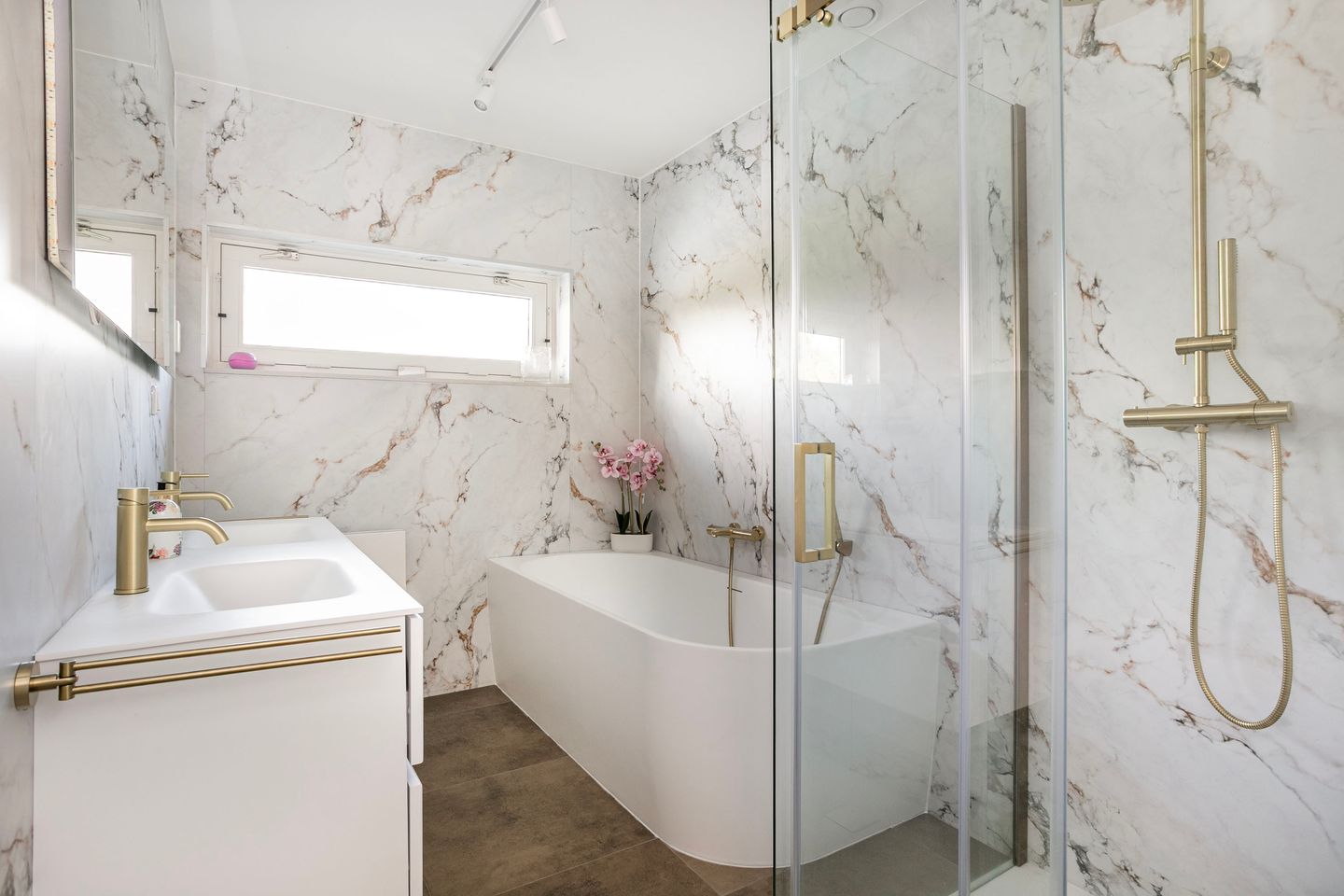 Foto 10 van Morgen 45