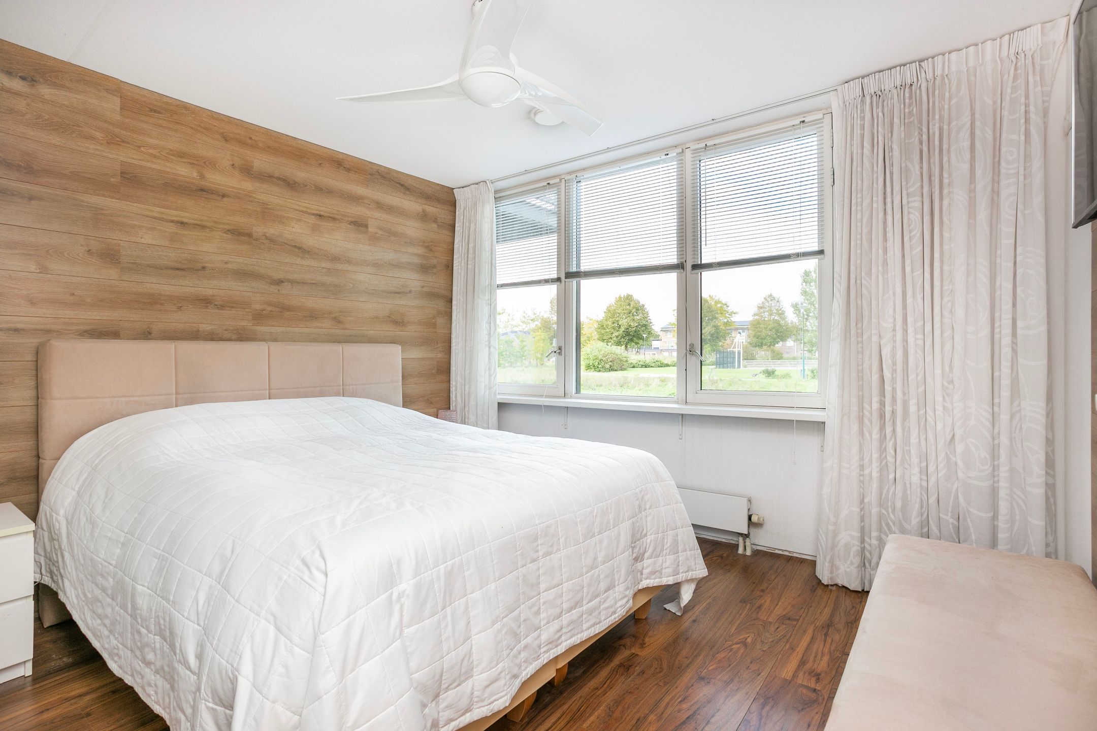 Foto 12 van Morgen 45