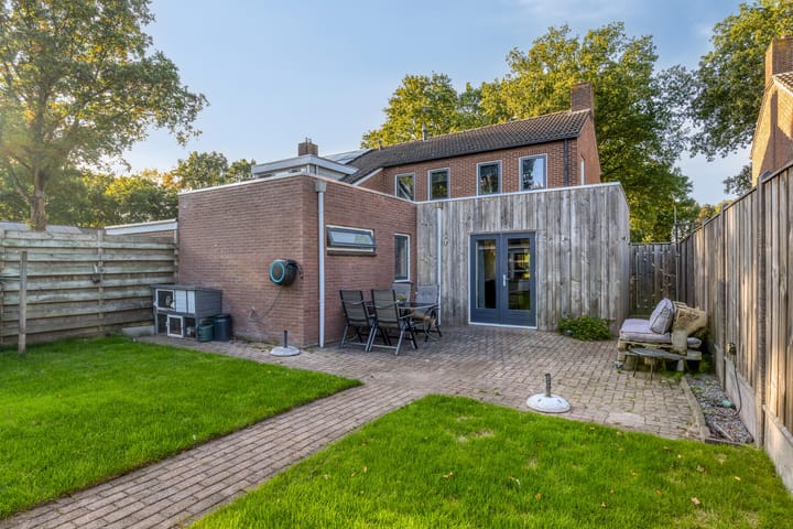 Foto 2 van Esakkers 5