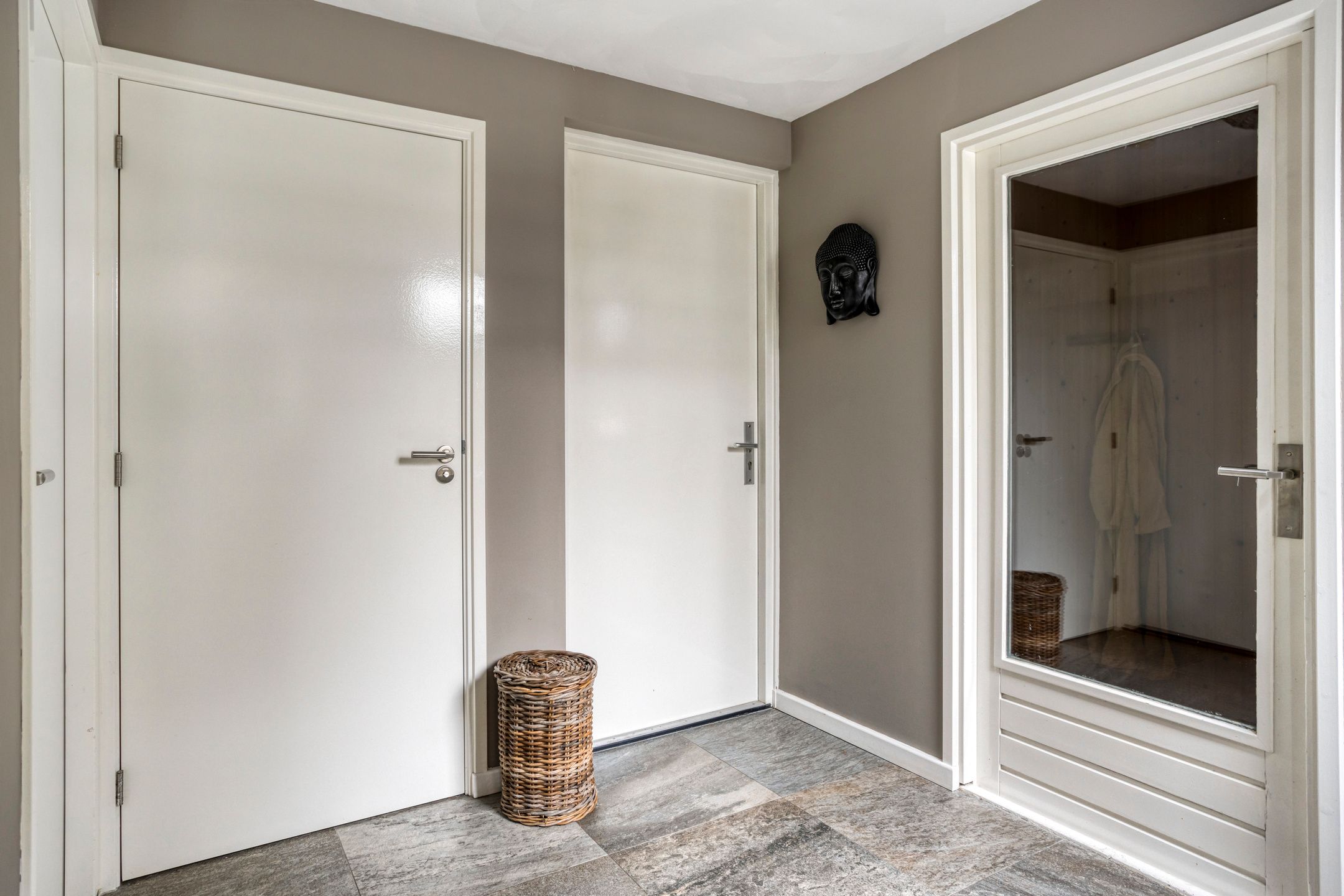 Foto 24 van Roerlaan 25