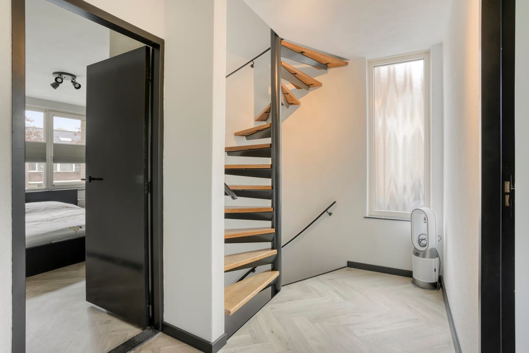 Foto 28 van Roerlaan 25