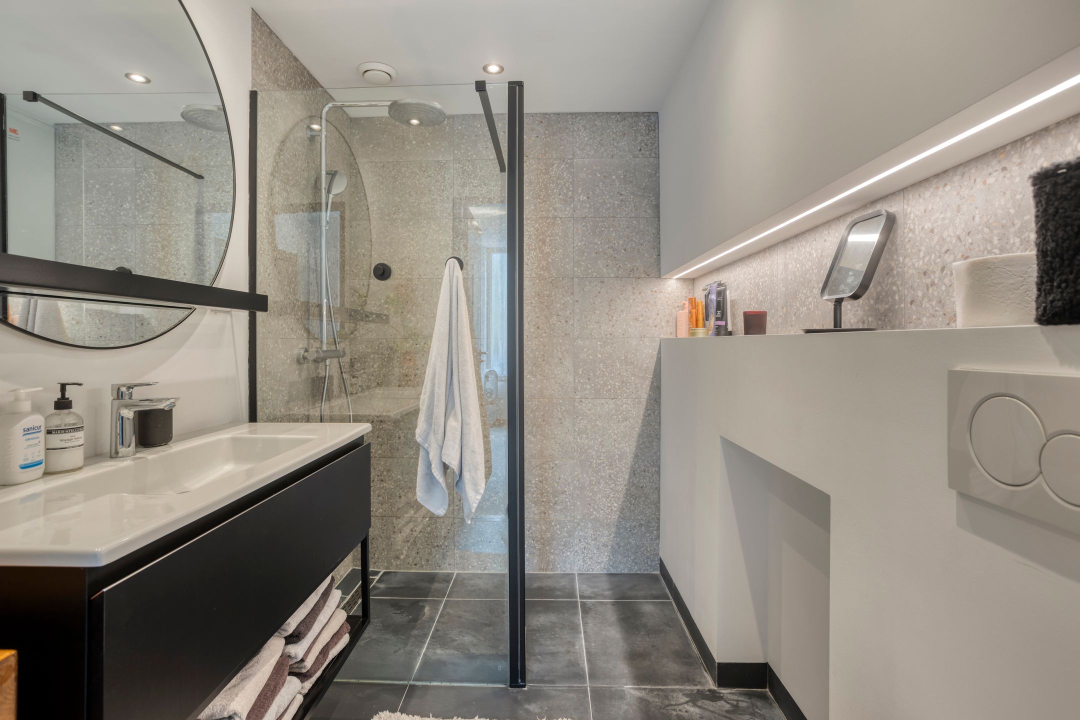 Foto 33 van Roerlaan 25