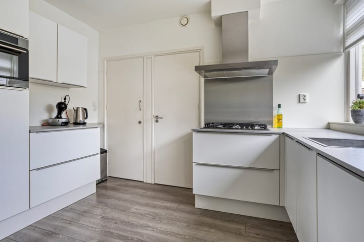 Photo 16 of Ereprijsstraat 4