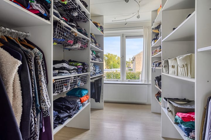 Photo 24 of Ereprijsstraat 4