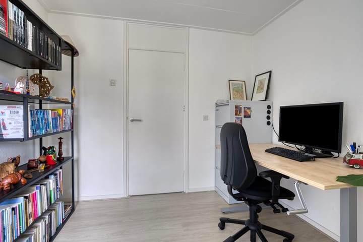 Photo 27 of Ereprijsstraat 4