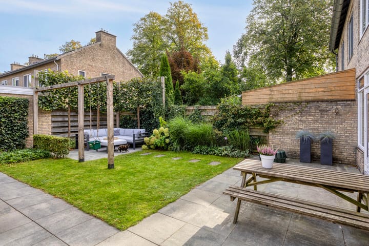 Photo 30 of Ereprijsstraat 4