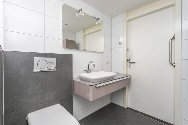 Photo 23 of Bekkerweg 87-A