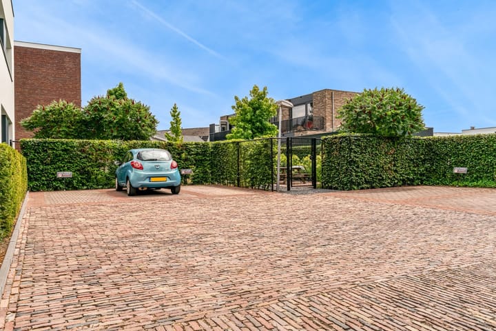 Foto 15 van Julianalaan 15-A6