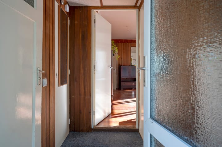 Photo 11 of Middenpad 4