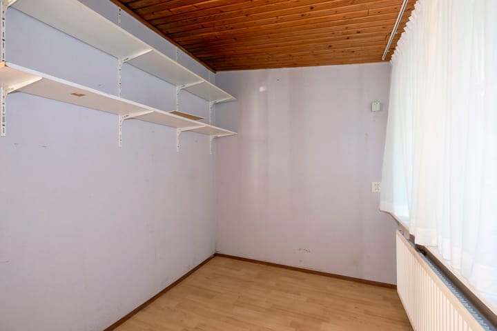 Photo 24 of Middenpad 4