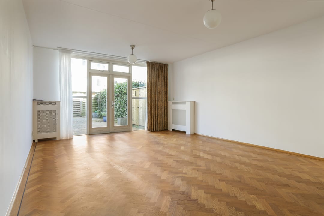 Photo 2 of Louise Henriëttestraat 2-M