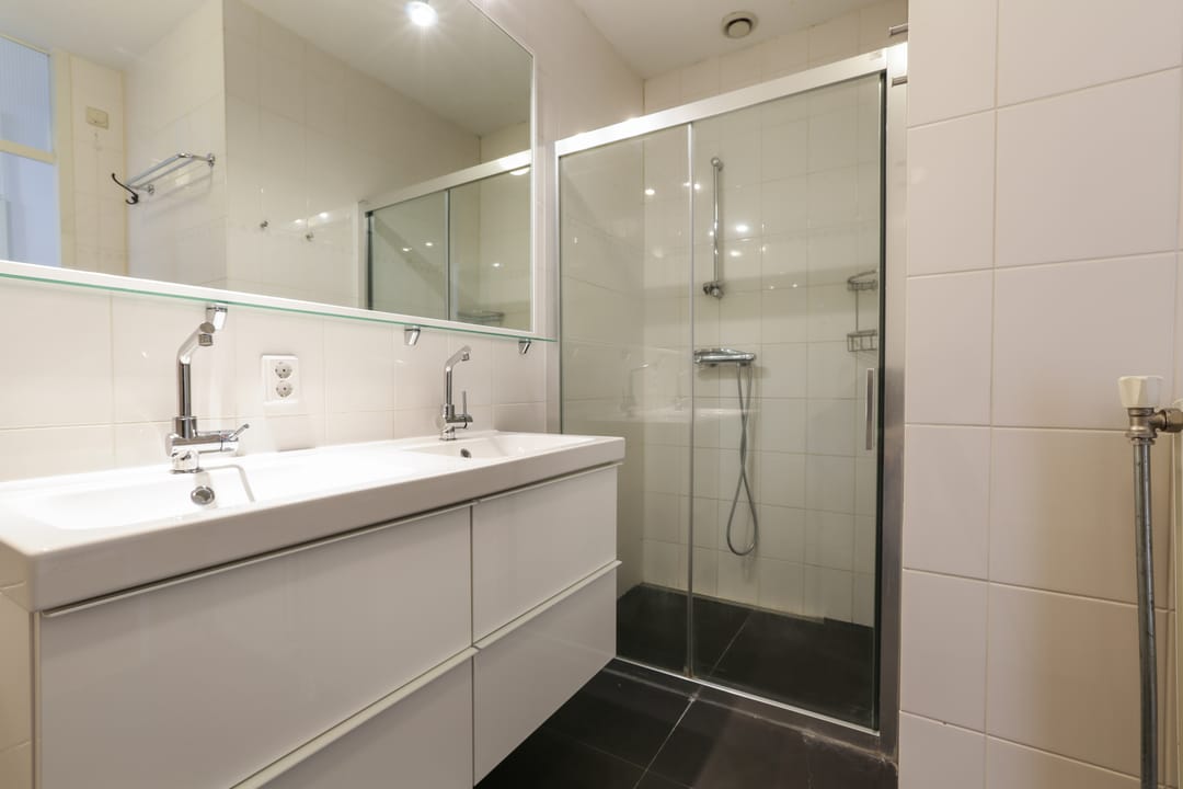 Photo 13 of Louise Henriëttestraat 2-M