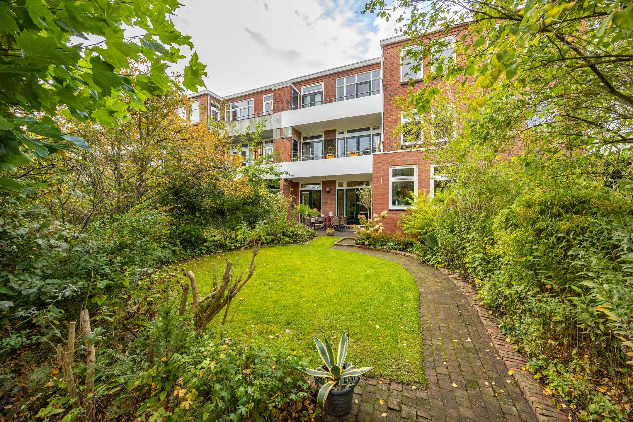 Foto 33 van Van Swinderenstraat 23