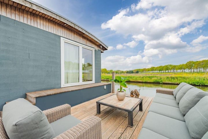 Photo 3 of Stationsweg 47-WS