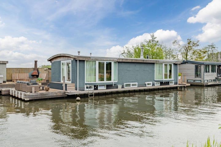 Photo 2 of Stationsweg 47-WS