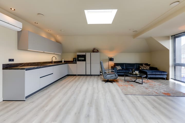 Photo 28 of Wilhelminastraat 44-G