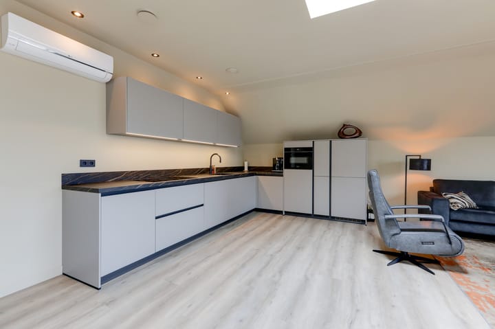 Photo 29 of Wilhelminastraat 44-G