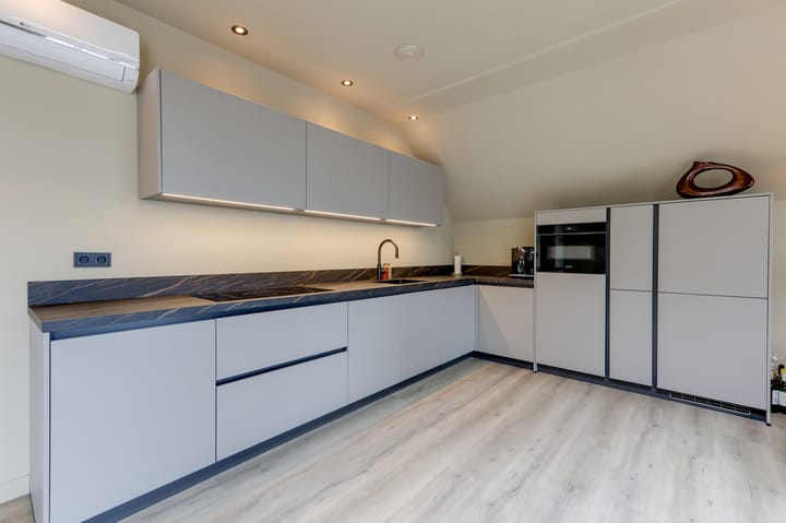 Photo 30 of Wilhelminastraat 44-G