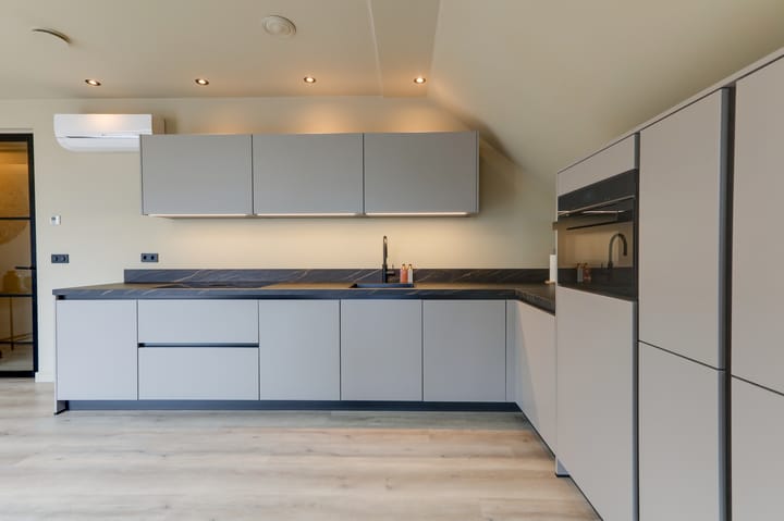 Photo 31 of Wilhelminastraat 44-G