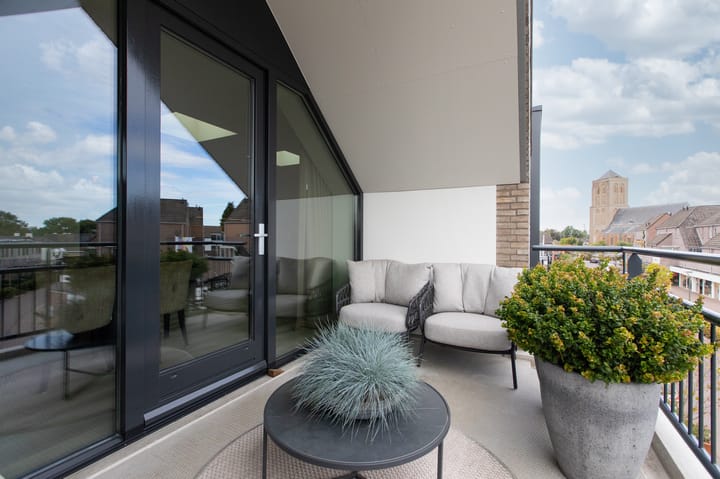 Photo 44 of Wilhelminastraat 44-G