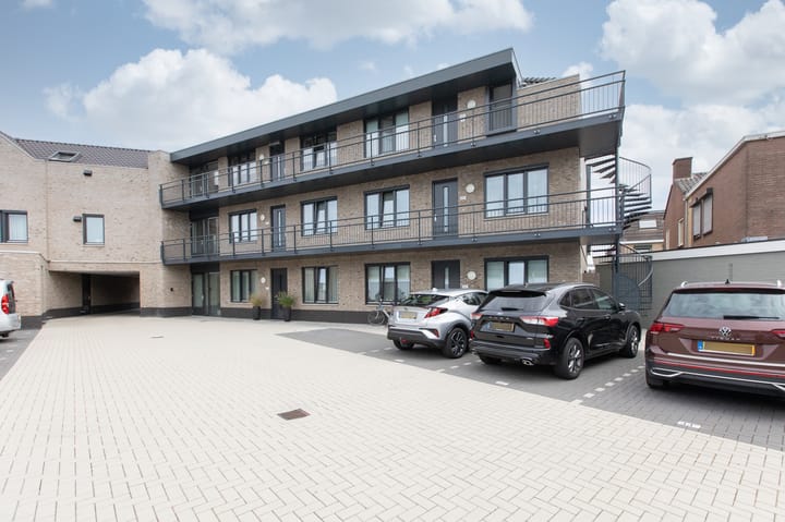 Photo 53 of Wilhelminastraat 44-G