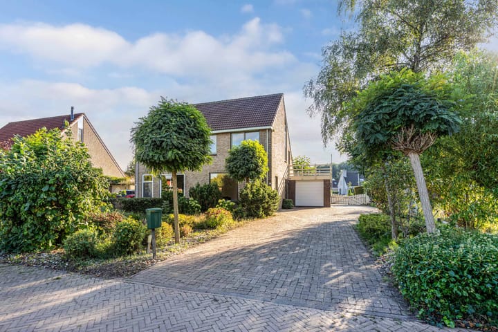 Foto 53 van Brédyk 45