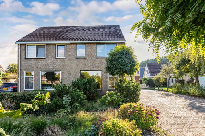 Foto 54 van Brédyk 45