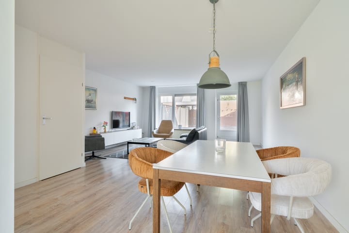 Photo 17 of Dukaat 40