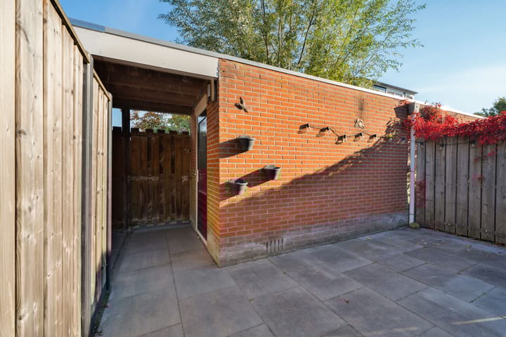 Photo 36 of Dukaat 40