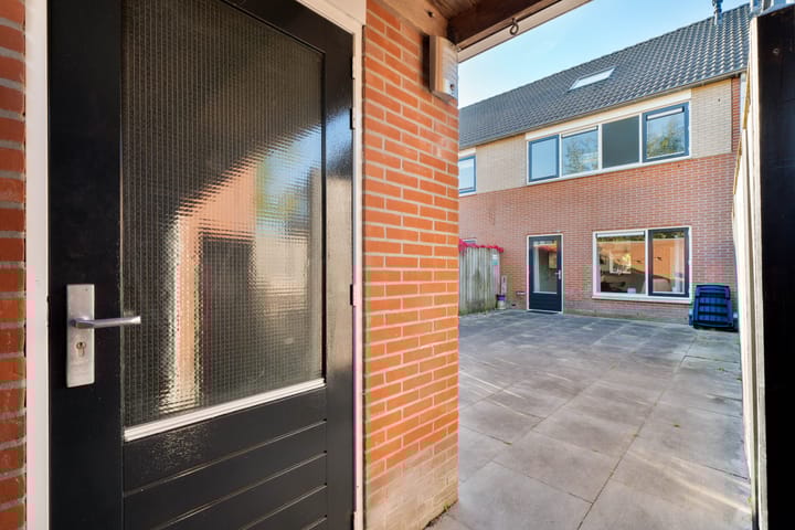 Photo 37 of Dukaat 40