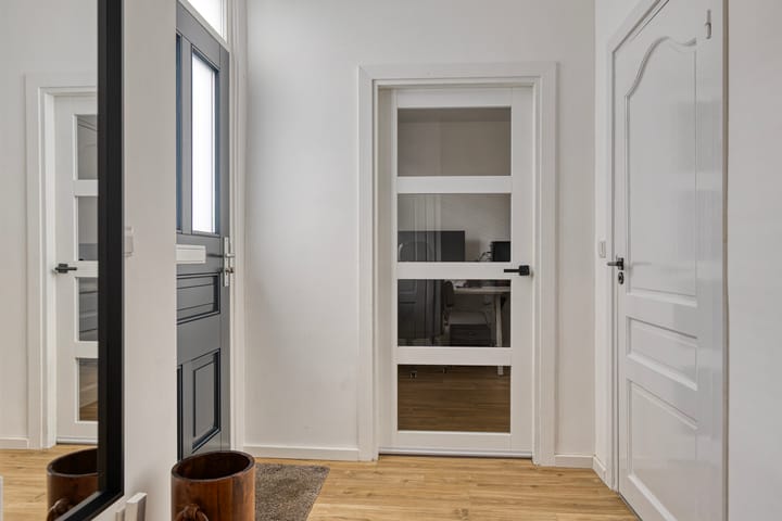 Photo 9 of van Kinsbergenstraat 37