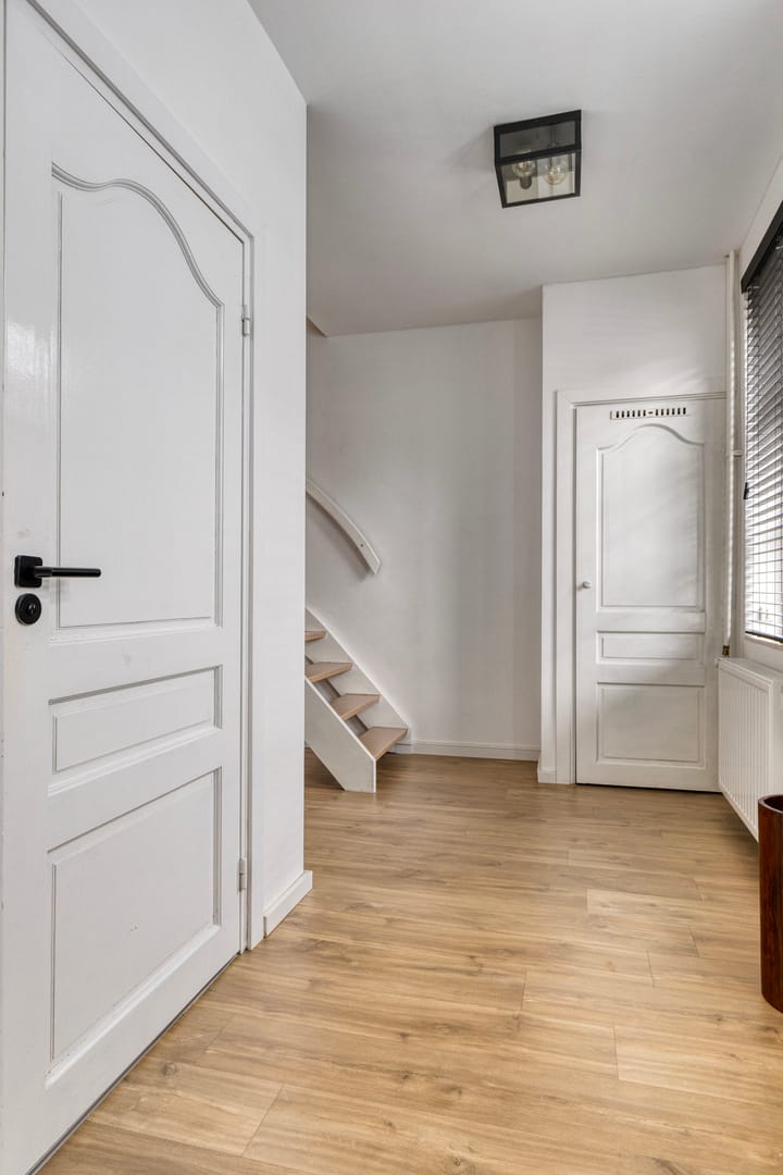 Photo 10 of van Kinsbergenstraat 37