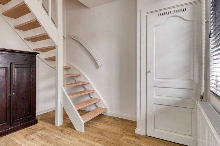 Photo 25 of van Kinsbergenstraat 37