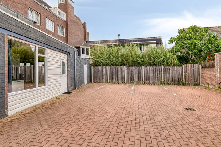 Photo 33 of van Kinsbergenstraat 37