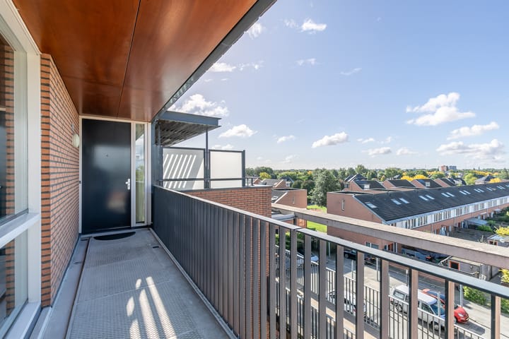 Foto 10 van Laakboulevard 240-A