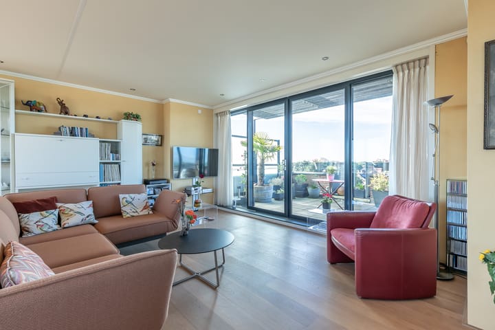 Foto 16 van Laakboulevard 240-A