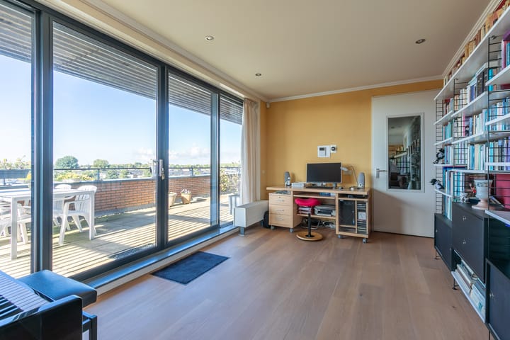 Foto 19 van Laakboulevard 240-A