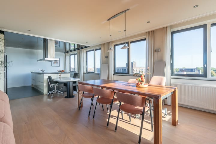 Foto 20 van Laakboulevard 240-A