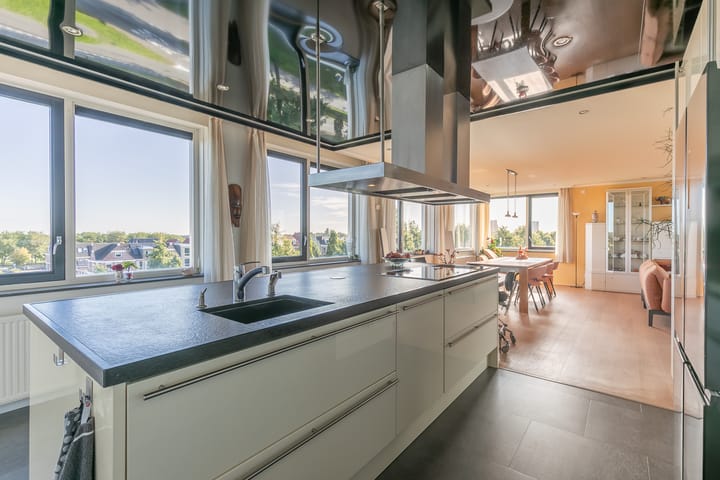 Foto 24 van Laakboulevard 240-A