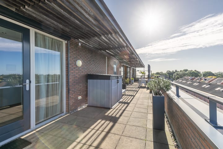 Foto 38 van Laakboulevard 240-A