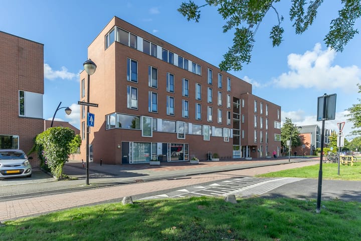 Foto 46 van Laakboulevard 240-A