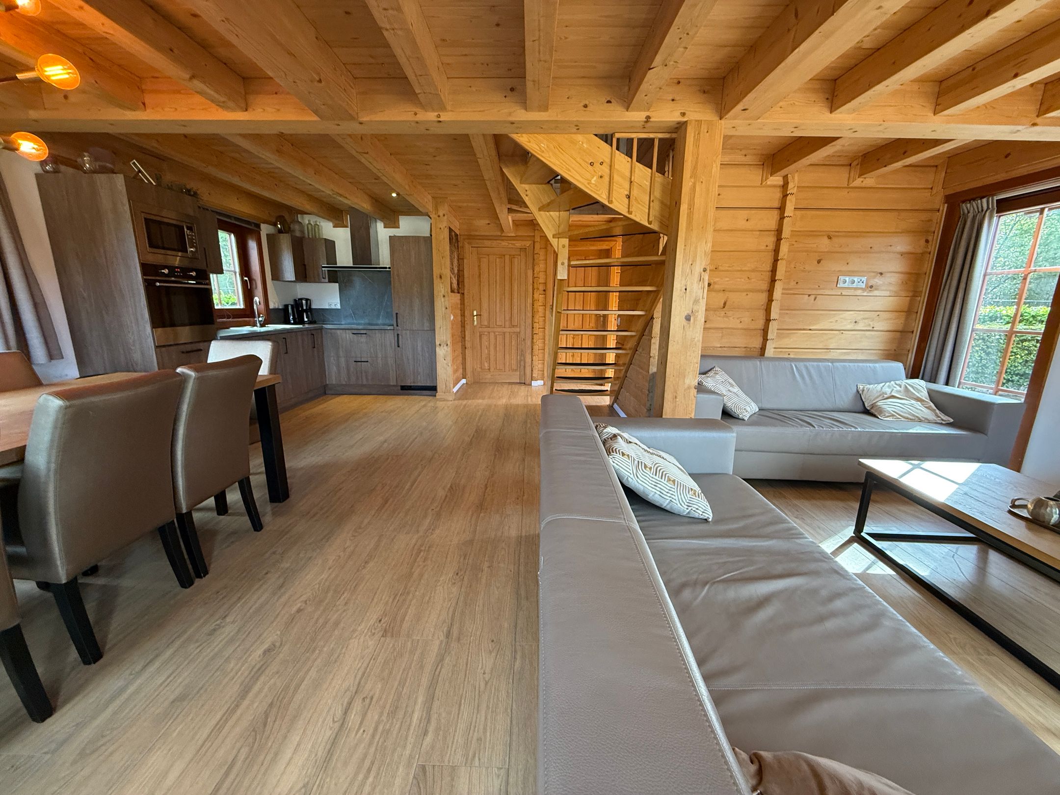 5-bedroom freehold villa in Lochem — photo 4 of 5