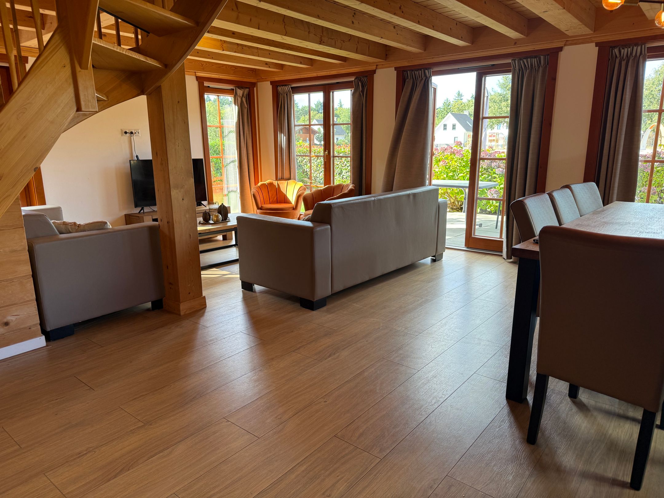 5-bedroom freehold villa in Lochem — photo 5 of 5