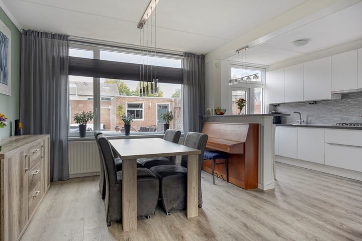 Foto 10 van Lingestraat 28